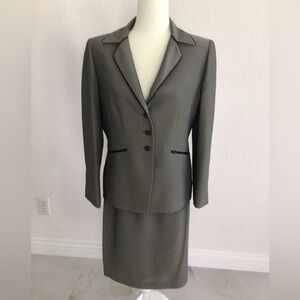 Kasper Black and White Women's Suit Set